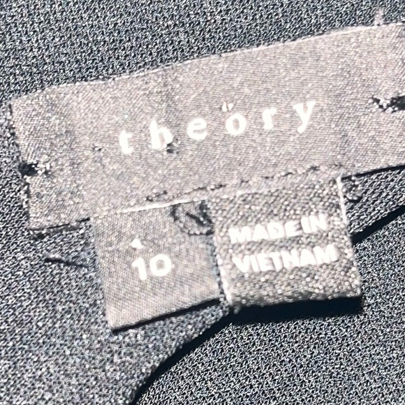 ⭐️Host Pick⭐️Theory Black V Neck Dress!! Size 10 sleeveless shoulder ties V back - Picture 9 of 14